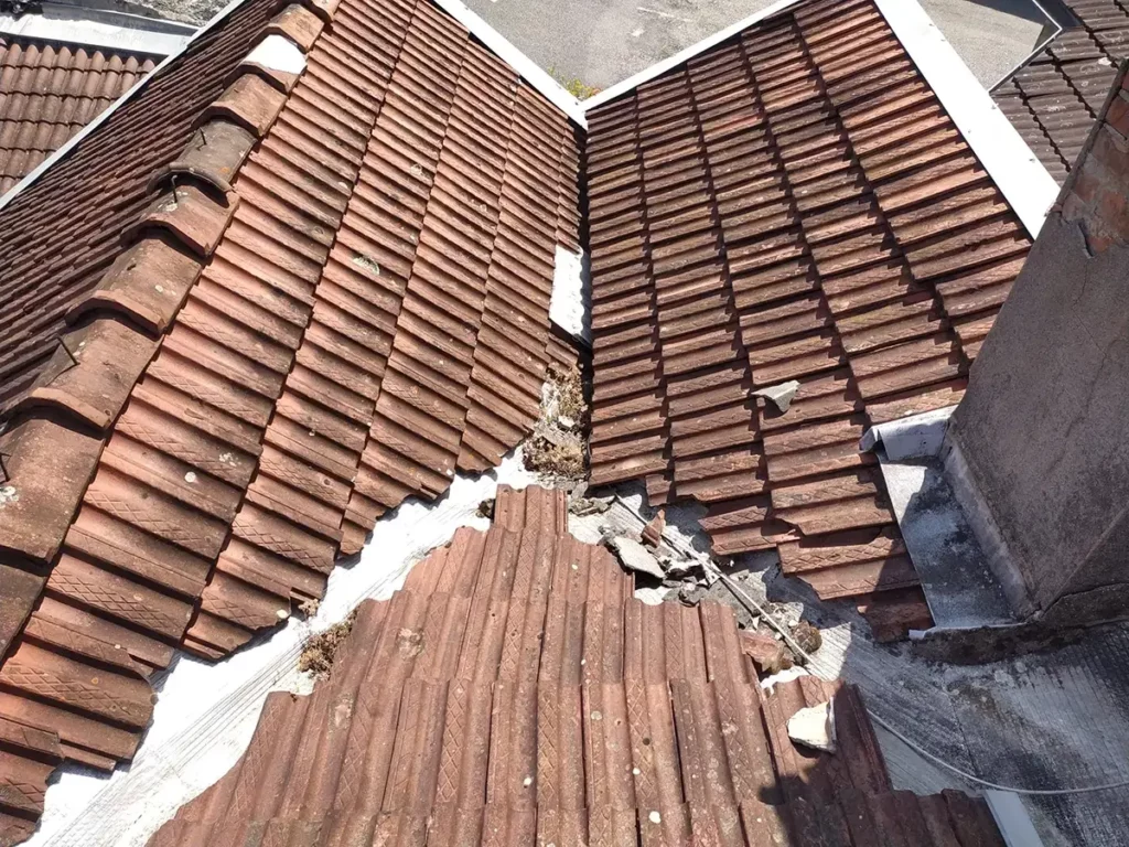 Photo toiture tuiles par It rénovation